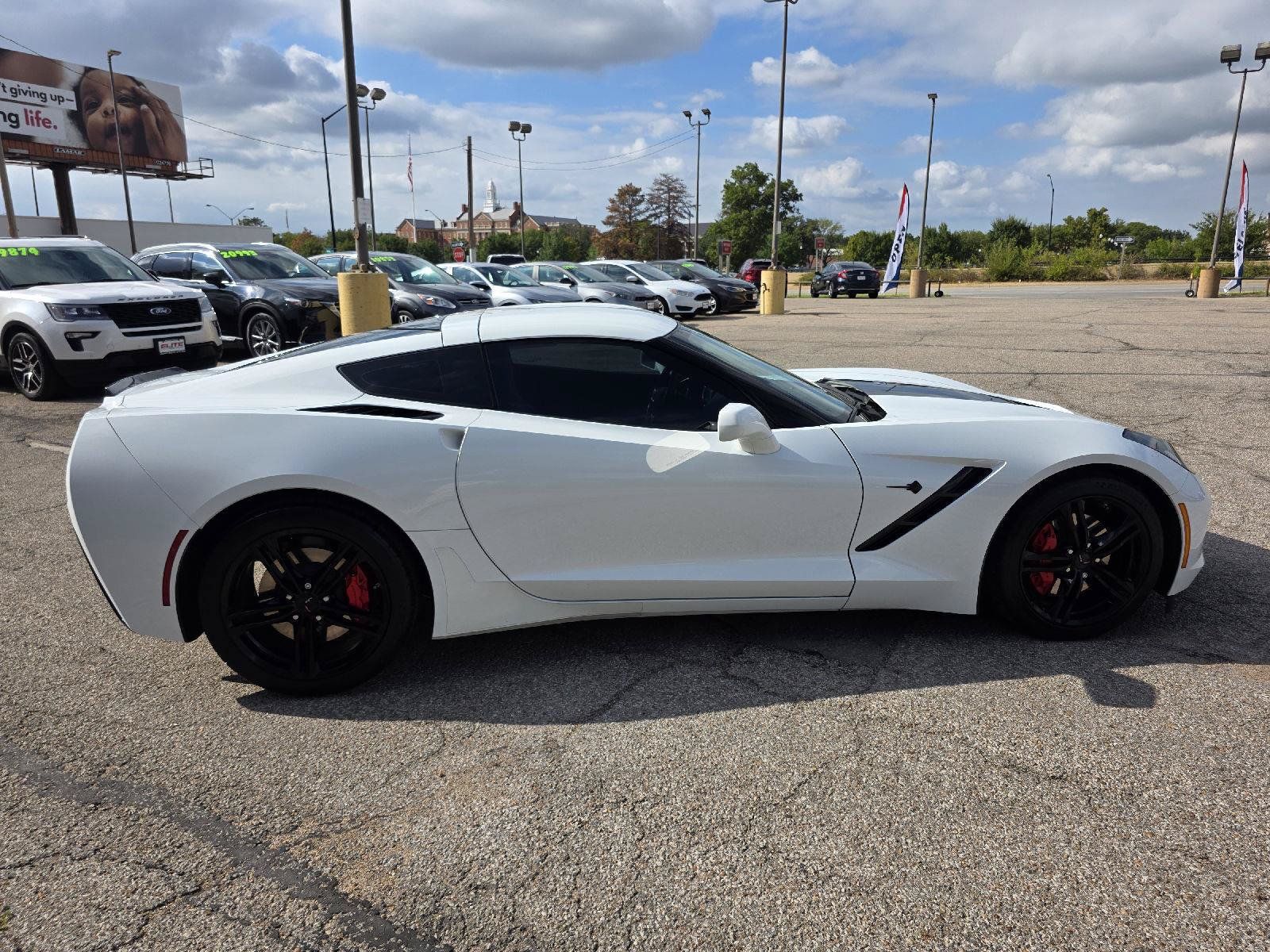Used 2016 Chevrolet Corvette Stingray Coupe w/ 2LT Preferred Equipment Group RWD image 4