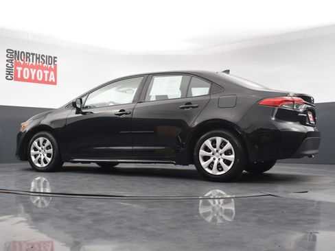Used 2025 Toyota Corolla LE FWD image 25