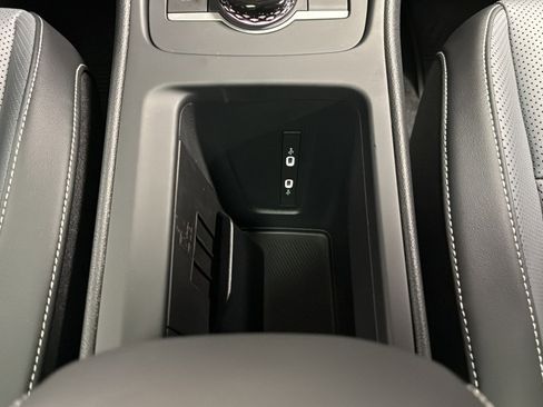 New 2026 Volkswagen Tiguan SE AWD/4WD image 36