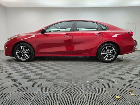 Used 2024 Kia Forte LXS image 12