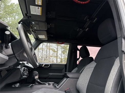 Used 2022 Ford Bronco 4-Door image 16