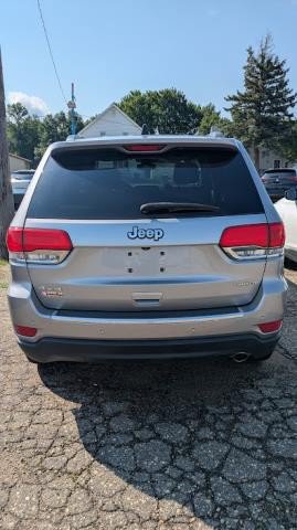 Used 2017 Jeep Grand Cherokee Limited AWD/4WD image 6