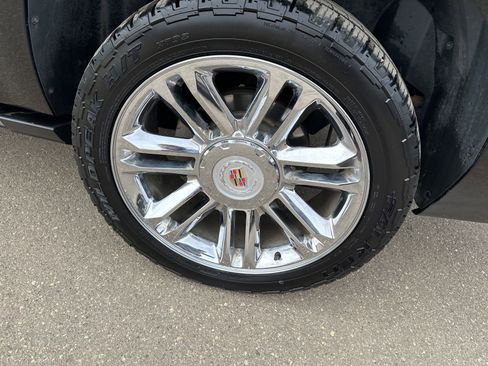 Used 2014 Cadillac Escalade ESV Platinum image 8