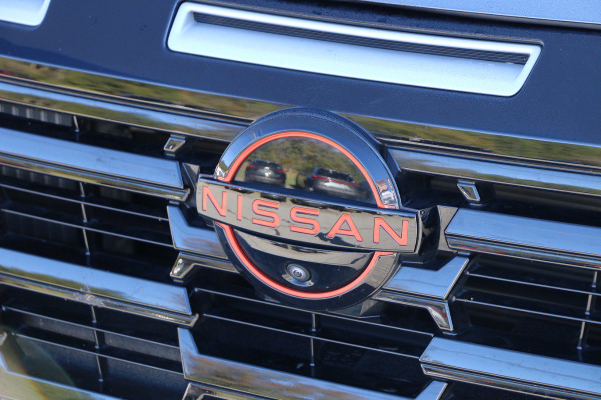 Used 2025 Nissan Armada PRO-4X w/ Pro-4X Premium Package AWD/4WD image 12