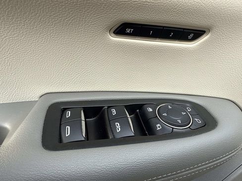Used 2020 Cadillac XT6 Premium Luxury image 19