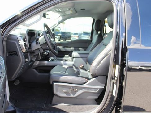 New 2026 Ford F350 Lariat w/ Black Appearance Package image 7