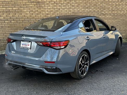New 2025 Nissan Sentra SR image 13