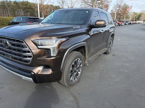 Used 2024 Toyota Sequoia Limited image 3