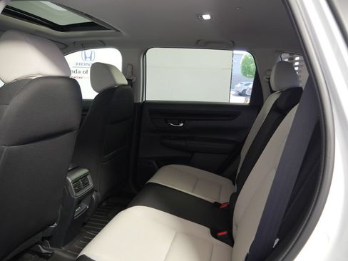 Used 2024 Honda CR-V EX image 13
