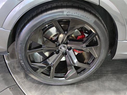 Used 2022 Audi RS Q8 w/ Carbon Optic Package image 39