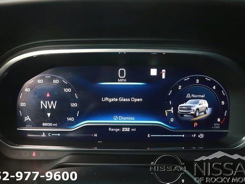 Used 2023 Chevrolet Suburban Premier image 21