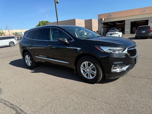 Used 2021 Buick Enclave Essence AWD/4WD image 3