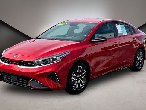 Used 2024 Kia Forte GT-Line FWD image 3