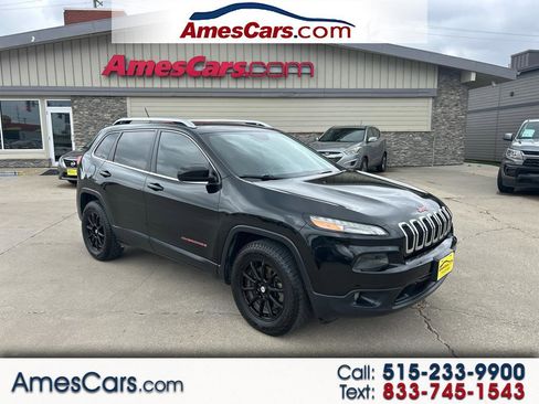 Used 2015 Jeep Cherokee Latitude w/ Comfort/Convenience Group image 1