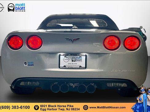 Used 2005 Chevrolet Corvette Convertible w/ Preferred Equipment Group RWD image 3