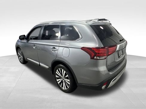 Used 2019 Mitsubishi Outlander SEL AWD/4WD image 6
