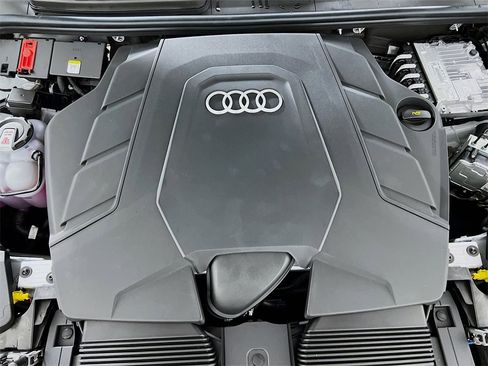 New 2026 Audi Q8 Premium Plus image 29