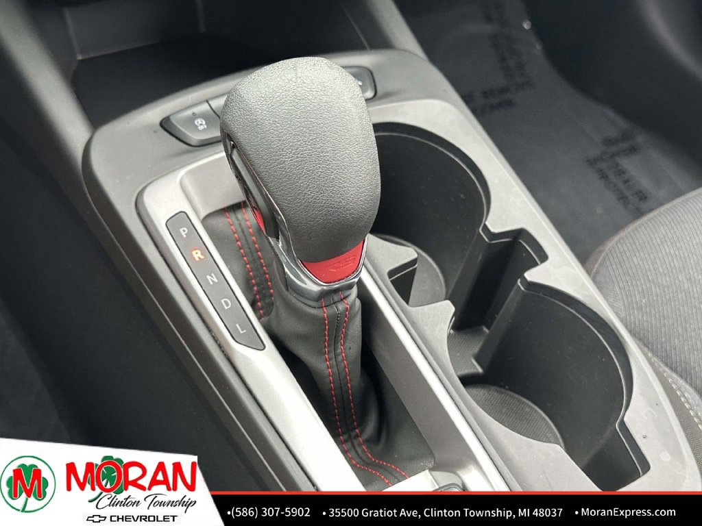 Used 2025 Chevrolet Trax RS w/ Driver Confidence Package FWD image 29