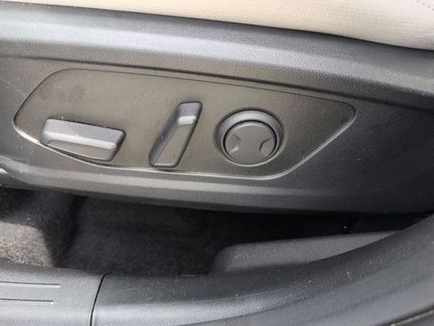 Used 2025 Hyundai Tucson SEL FWD image 14