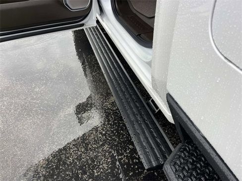 Used 2024 GMC Sierra 2500 Denali w/ Denali Reserve Package image 15