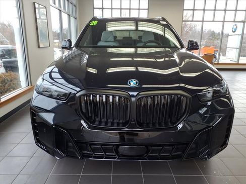New 2026 BMW X5 xDrive50e image 2