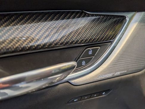 Used 2024 Cadillac XT6 Sport AWD/4WD image 16