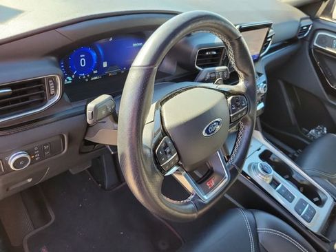 Used 2022 Ford Explorer ST image 20