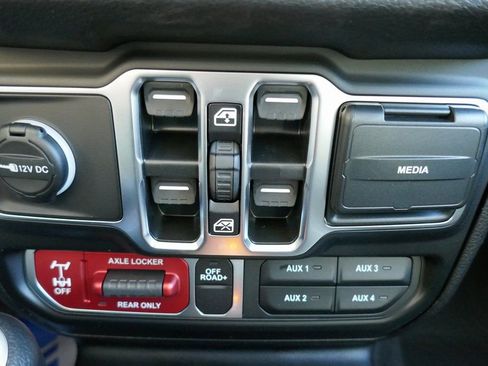 New 2026 Jeep Gladiator Mojave AWD/4WD image 21