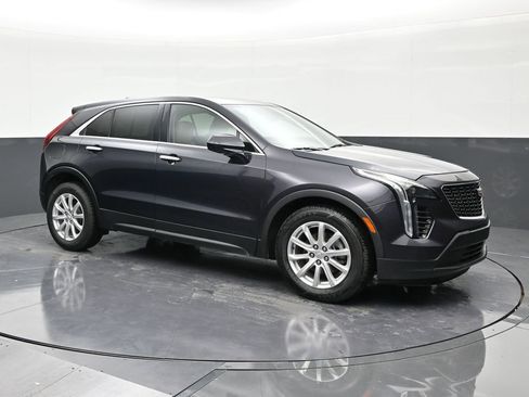Used 2023 Cadillac XT4 Luxury FWD image 7