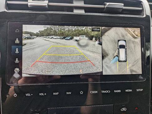 Certified 2024 Hyundai Tucson Limited image 13