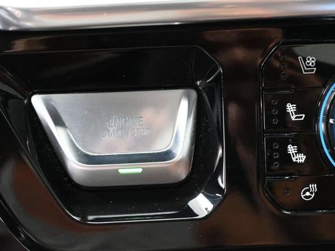 Used 2023 GMC Sierra 1500 Denali Ultimate AWD/4WD image 36