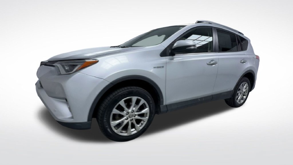 Used 2016 Toyota RAV4 Limited AWD/4WD image 4