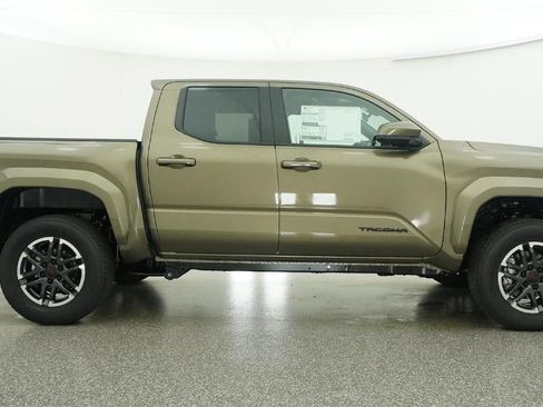 New 2026 Toyota Tacoma TRD Sport AWD/4WD image 27