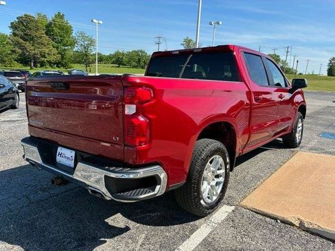 Used 2024 Chevrolet Silverado 1500 LT w/ Z71 Off-Road Package AWD/4WD image 6