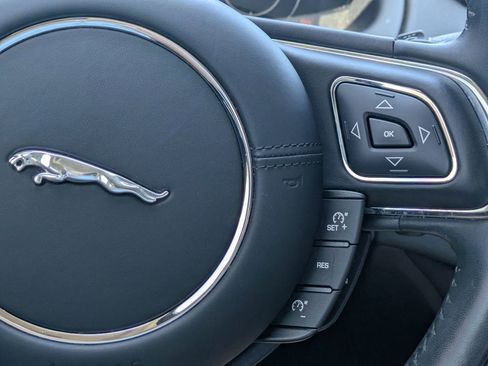 Used 2019 Jaguar XJ R-Sport AWD/4WD image 16