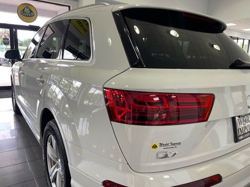 Used 2019 Audi Q7 2.0T Premium Plus w/ Premium Plus Package AWD/4WD image 15