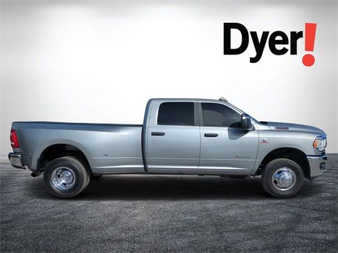 Used 2024 RAM 3500 Big Horn w/ Towing Technology Group image 2