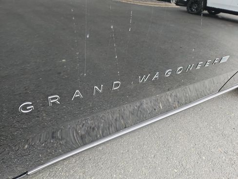 New 2026 Jeep Grand Wagoneer Limited image 12