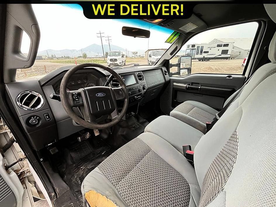 Used 2011 Ford F550 4x4 Crew Cab Super Duty w/ Payload Upgrade Pkg image 10