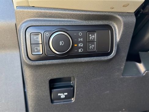 Used 2022 Ford Bronco Badlands image 17