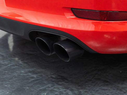 Used 2015 Porsche 911 Carrera image 35