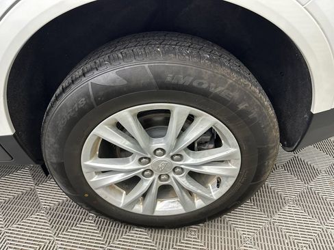 Used 2021 Cadillac XT5 Luxury FWD image 21