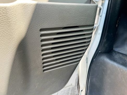 Used 2025 Chevrolet Express 2500 w/ Driver Convenience Package RWD image 18