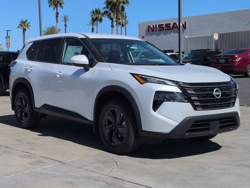 New 2026 Nissan Rogue SV FWD image 6