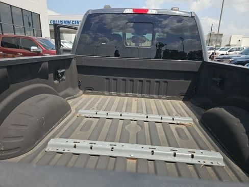 Used 2021 Ford F250 Lariat w/ Lariat Value Package AWD/4WD image 7