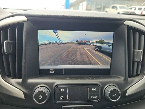 Used 2024 GMC Terrain SLT AWD/4WD image 22