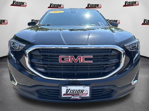 Used 2021 GMC Terrain SLE AWD/4WD image 2