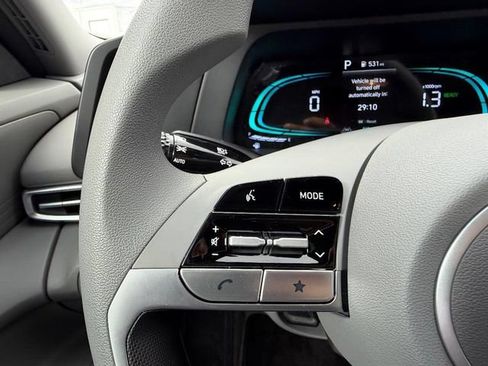 New 2026 Hyundai Elantra Hybrid FWD image 10