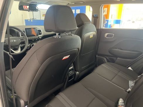 New 2026 Hyundai Venue SEL FWD image 16