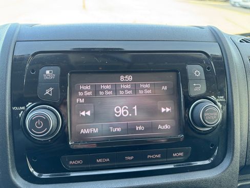 Used 2021 RAM ProMaster 1500 image 18